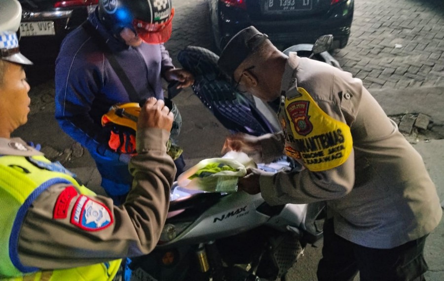 Hold Patrols to Prevent Drugs and Thugism